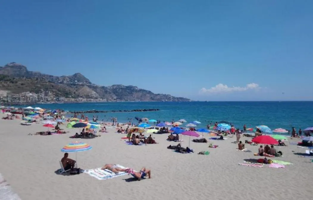 Cozy Home With Etna View And Beach Nearby Linera 0*,  Italy